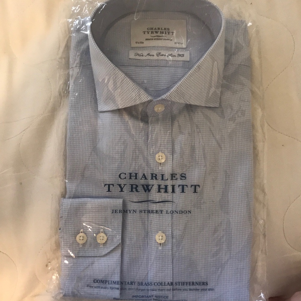 Charles Tyrwhitt non iron slim-fit sky blue - Picture 1 of 4